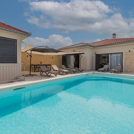 Golubica Villa Sukošan